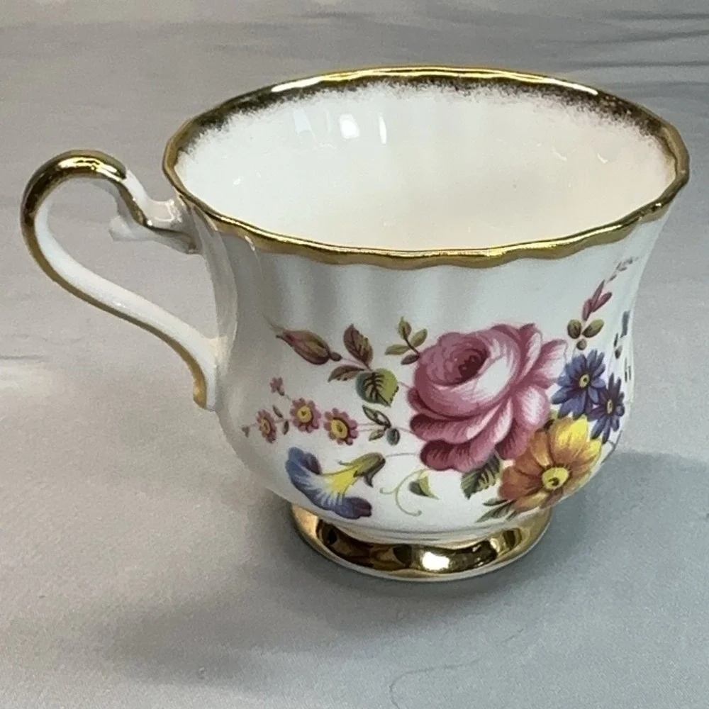 Vtg Pink English Rose Teacup Saucer Royal Ardalt‎ England Grandmillenial